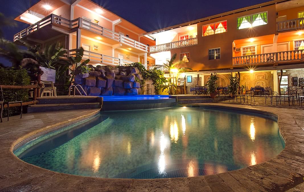 Cahal Pech Resort Swimming Pool