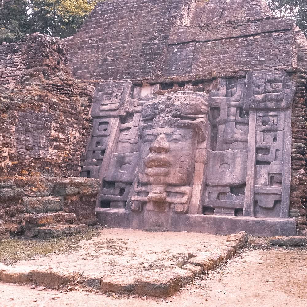 Image of Lamanai Maya Stela