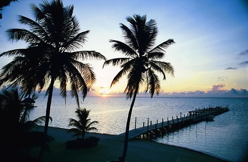 Sunset at view off the pier facing the reef