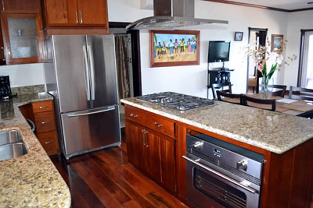 Full kitchen in the Namaste Suite 