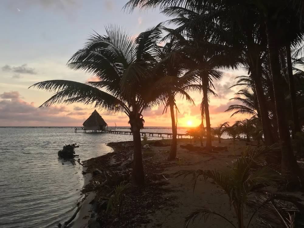 Glover's Reef Atoll resort ovwewater cabins
