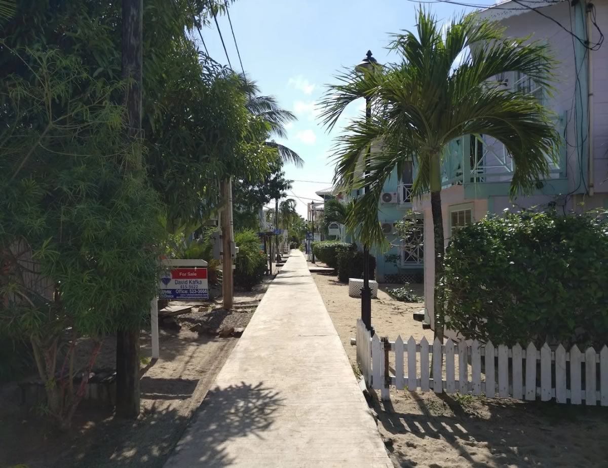 Once the narrowest street in the world
