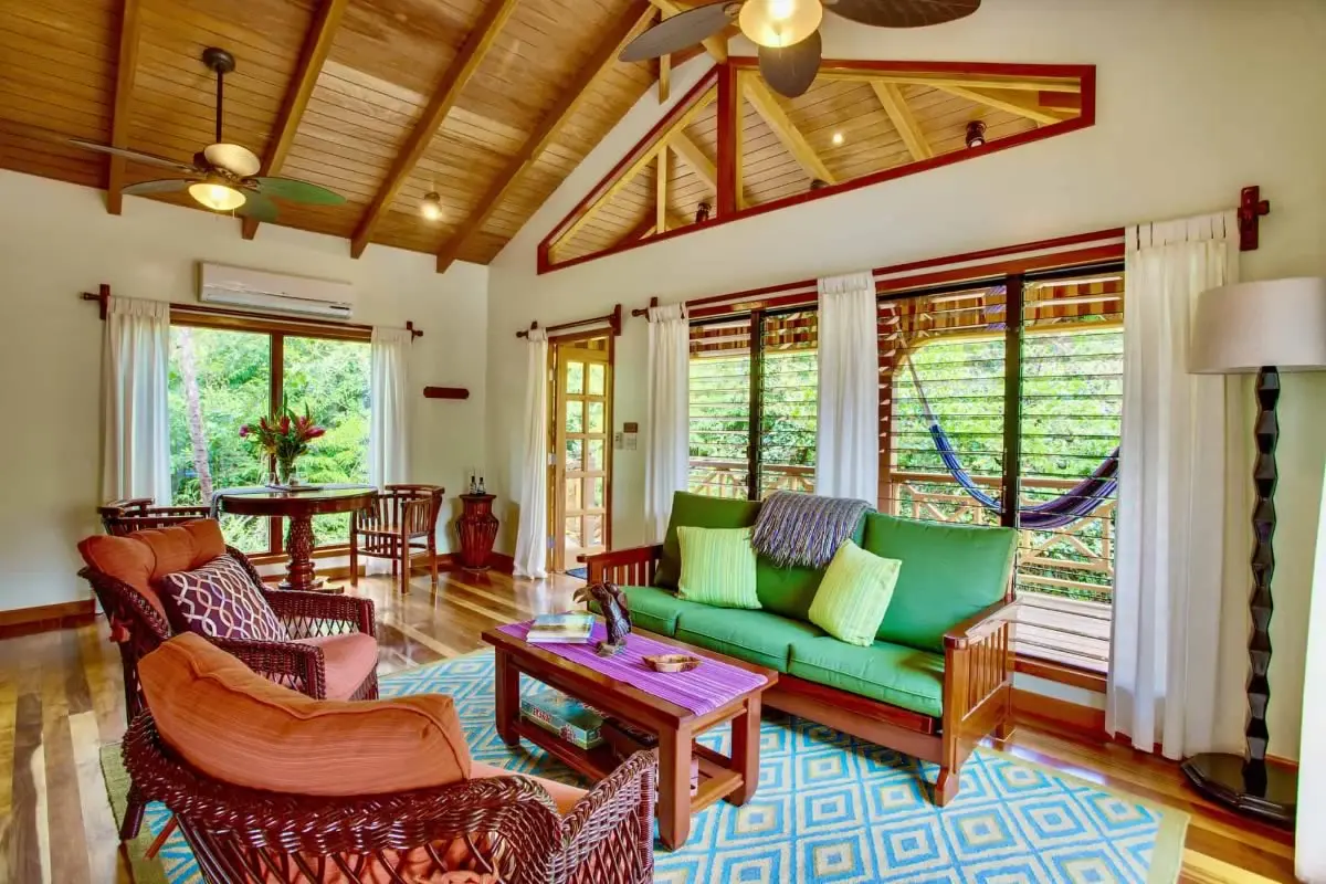 Luxury Treehouse Suite
