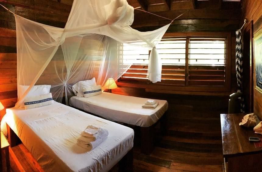 Bedroom with two twin