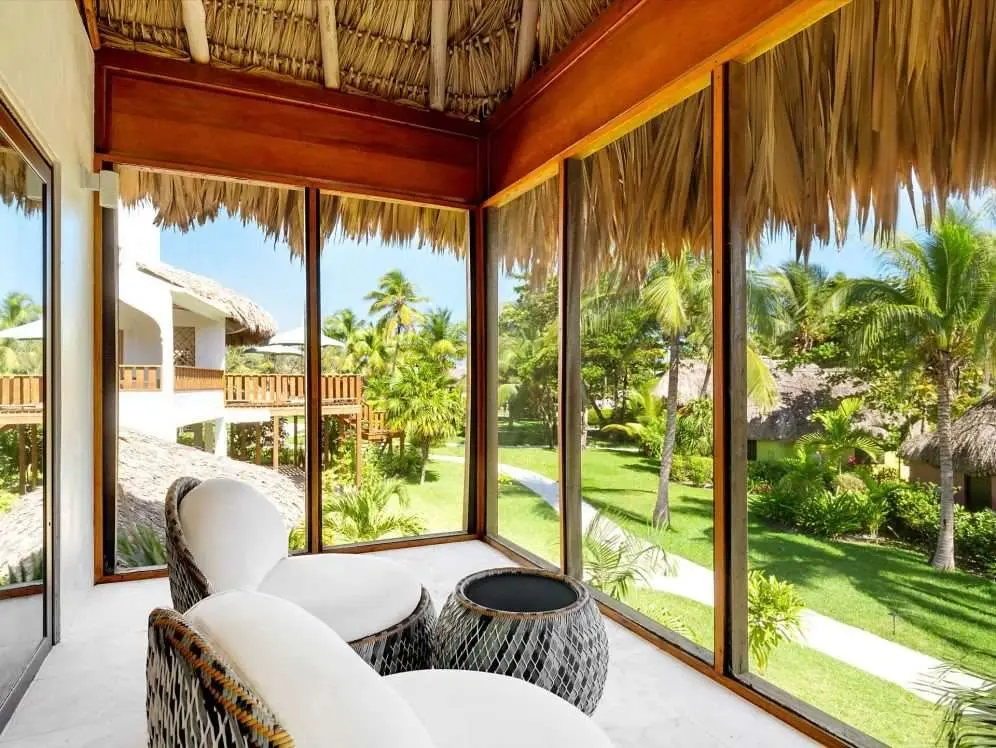 Mata Chica Seabreeze Villa overlooking the beach