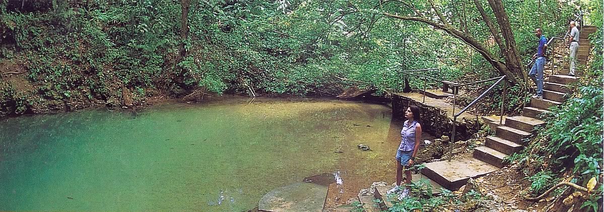 People at the Blue Hole
