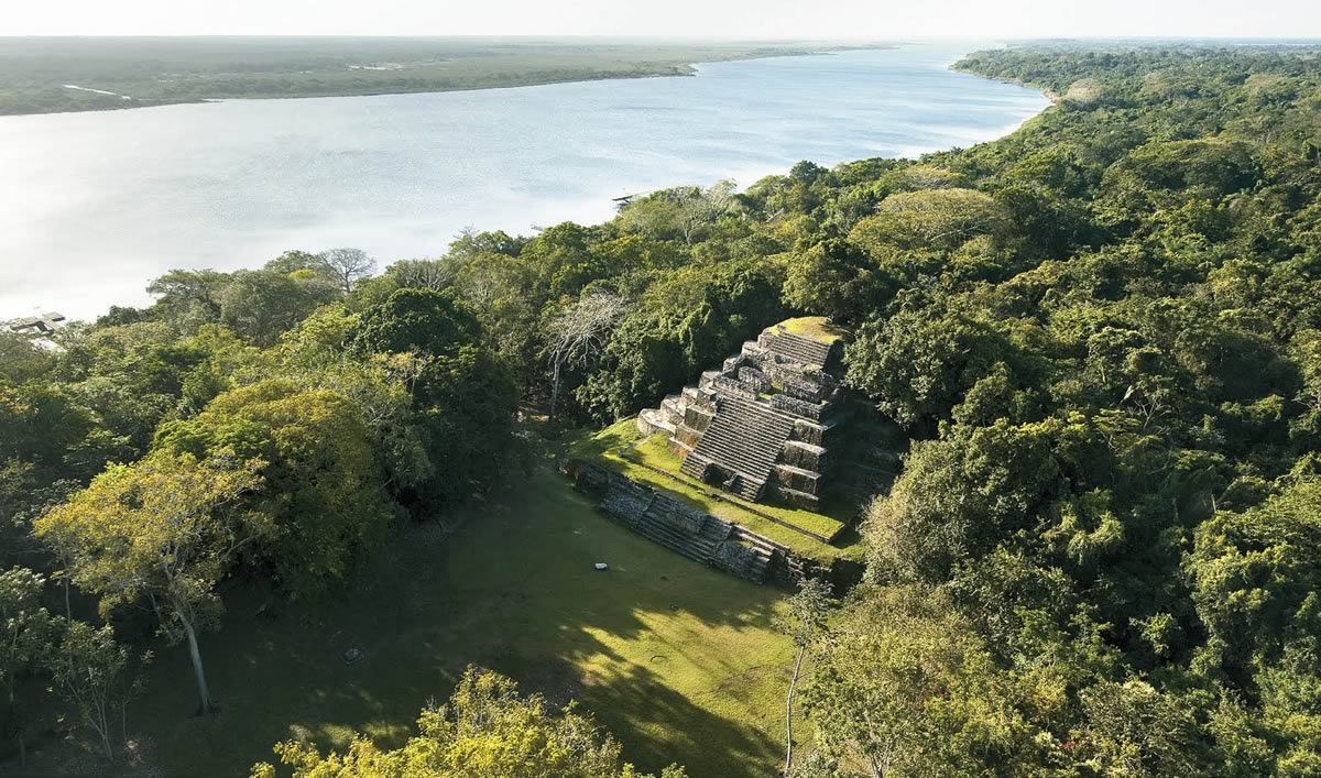 Lamanai Mayan Ruin, New River